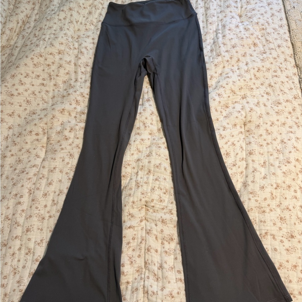 Women's High-Waisted Flare Yoga Pants - Dark Grey